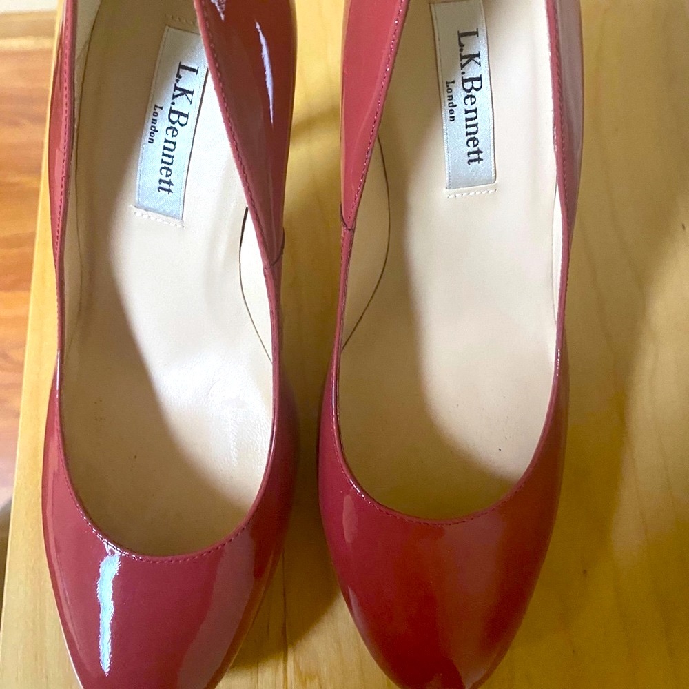 L.K Benett Platform sledge, size EU:37